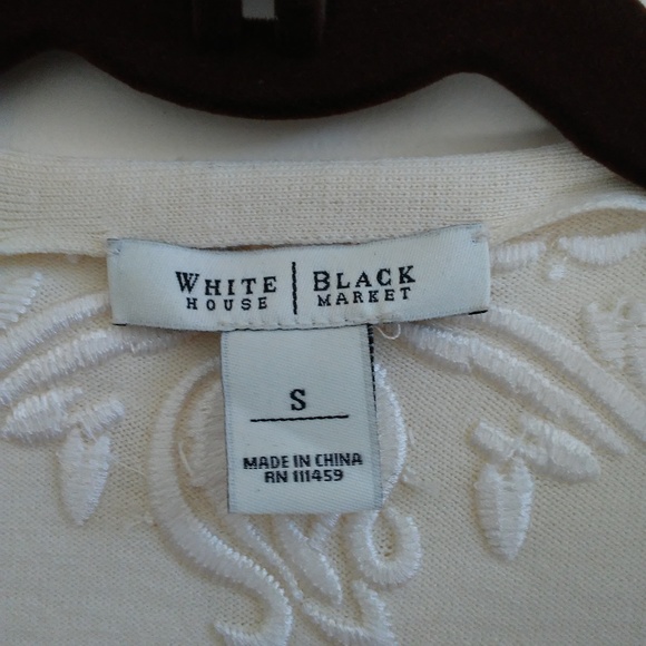 White House Black Market Sweater Cream Small - Picture 4 of 6